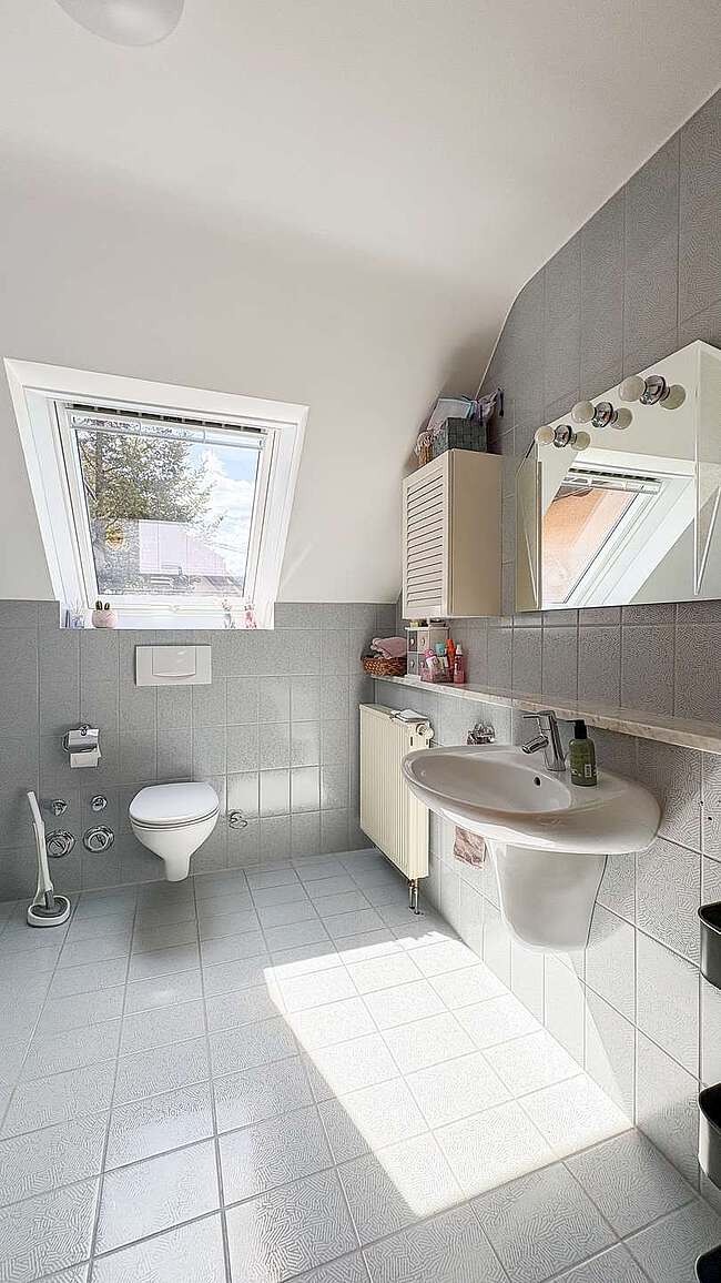 Badezimmer DG 1