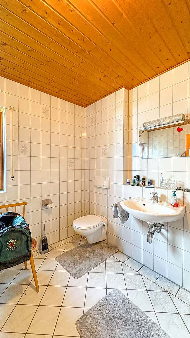 2- Zimmer Wohnung EG