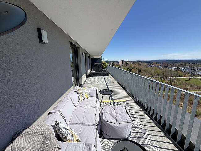 riesiger Balkon