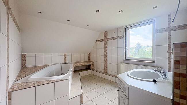 Badezimmer DG