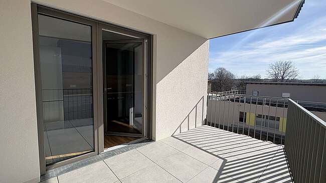 großer Balkon