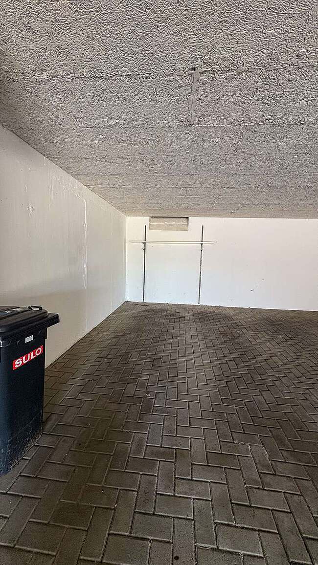 Tiefgaragenstellplatz Tiefgaragenstellplatz