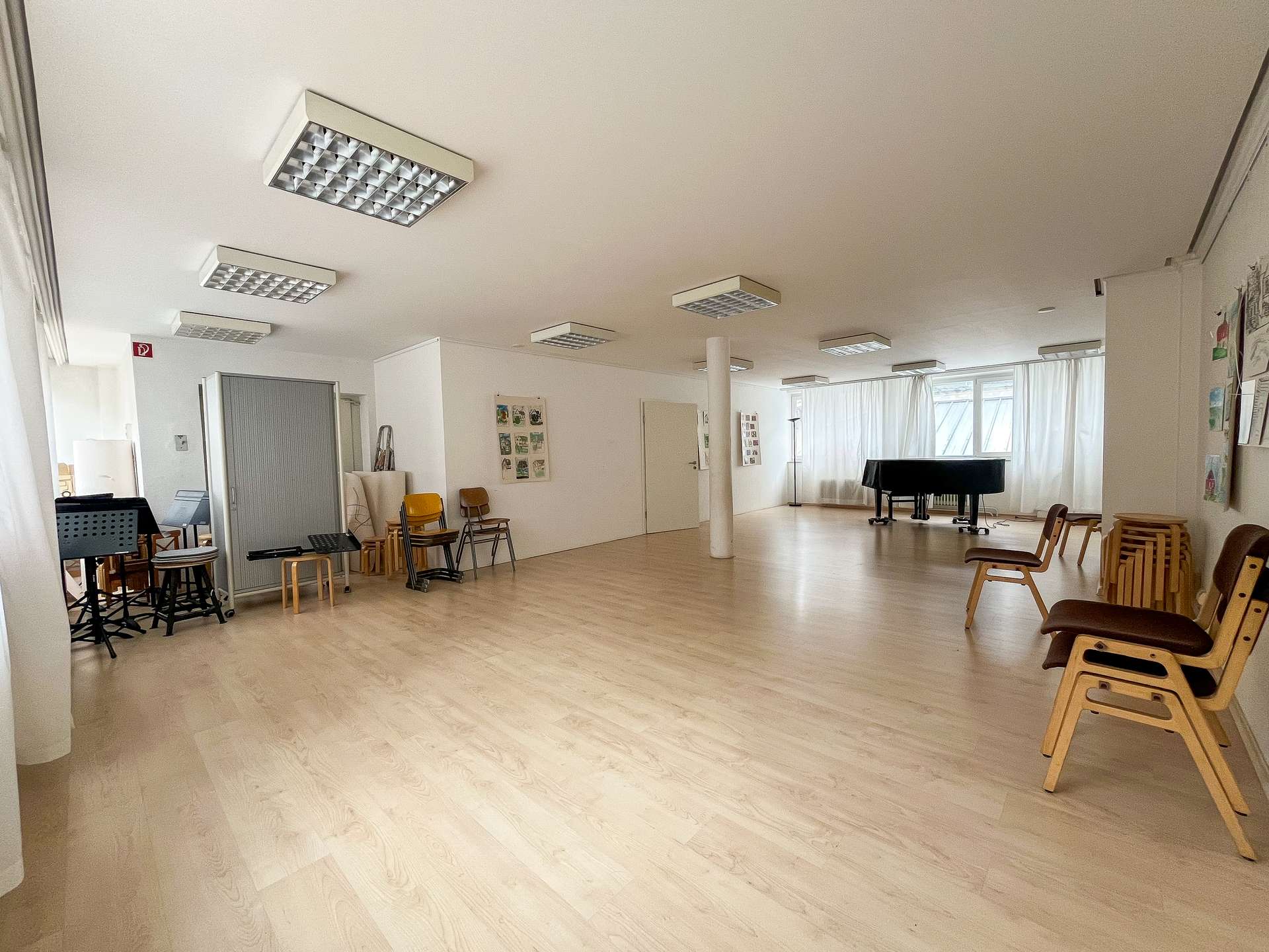 Gewerbeeinheit 1. OG