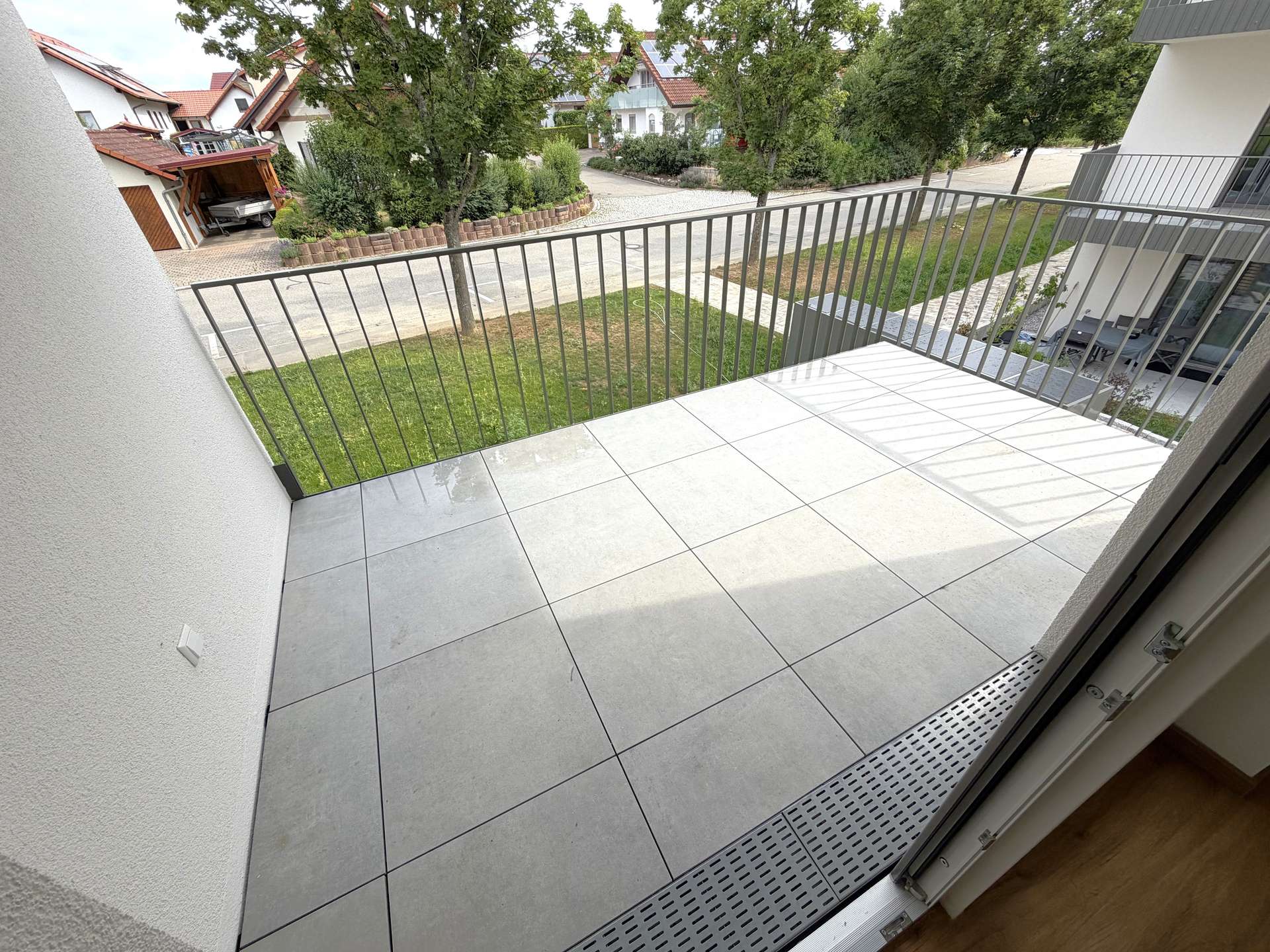 großer Balkon