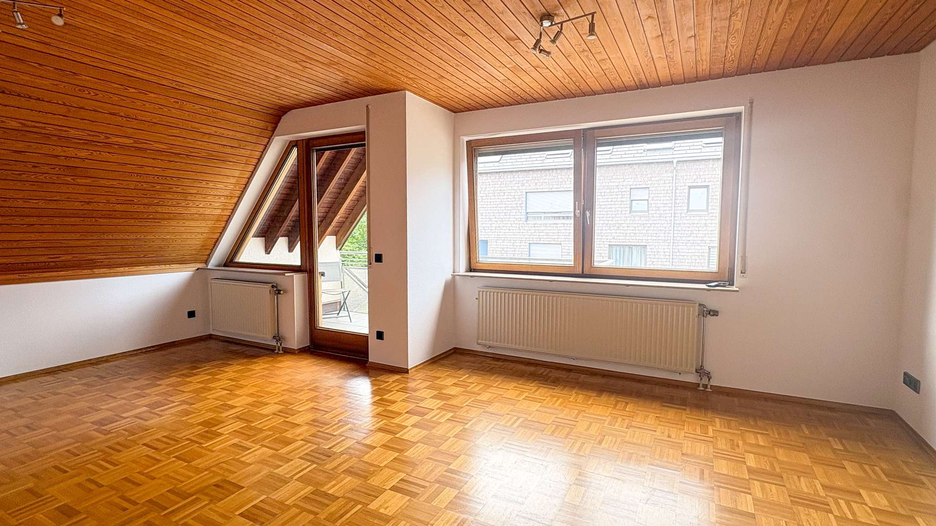 Wohnung DG LINKS