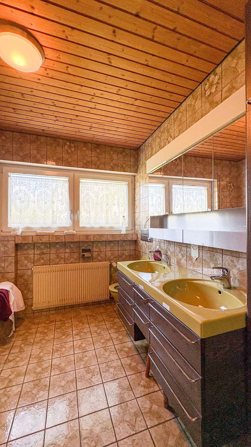 Wohnung EG- Badezimmer