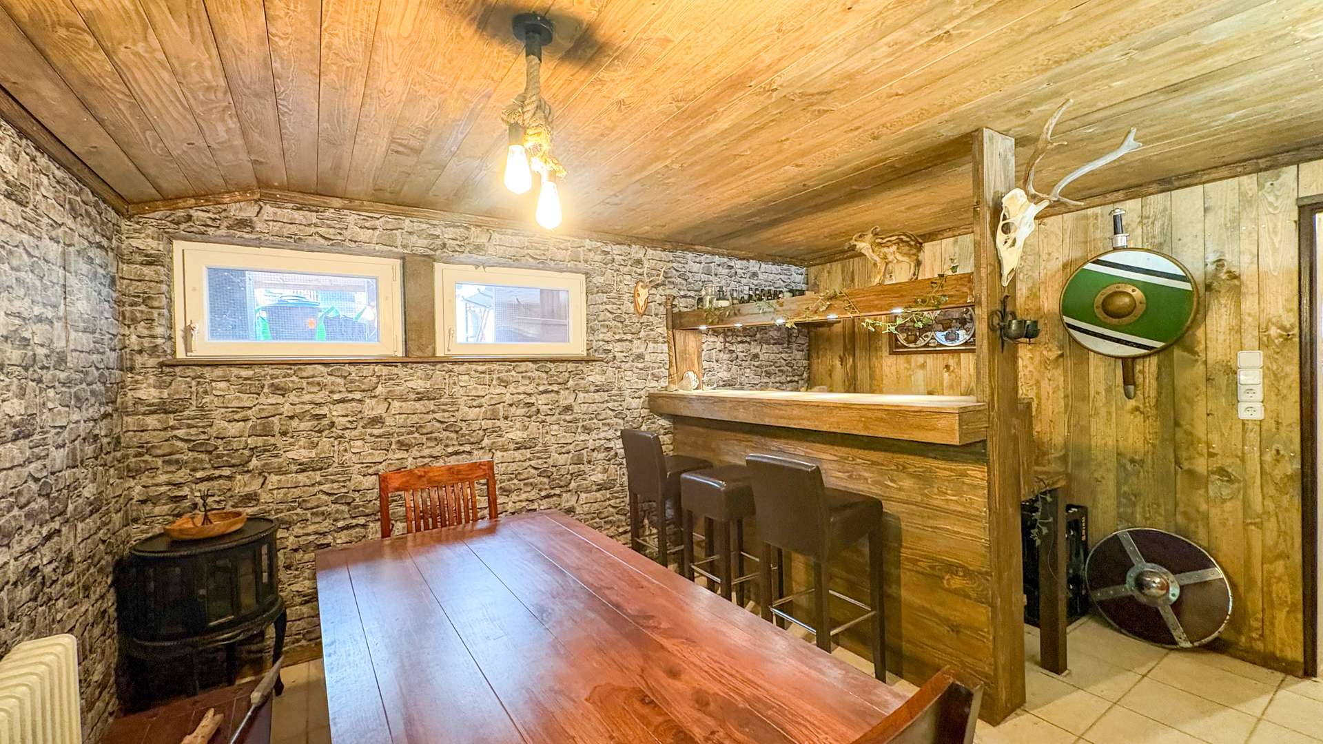 Kellerbar