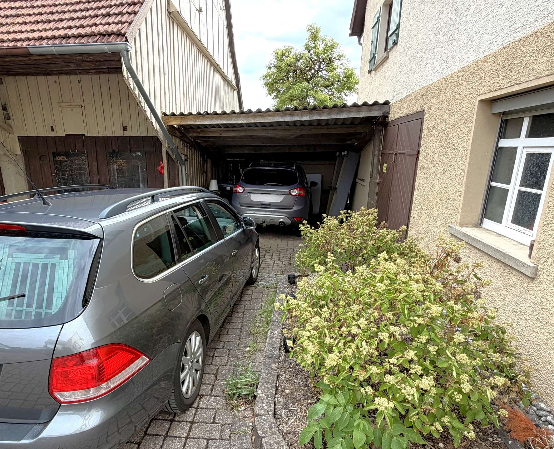 Carport-Stellplatz