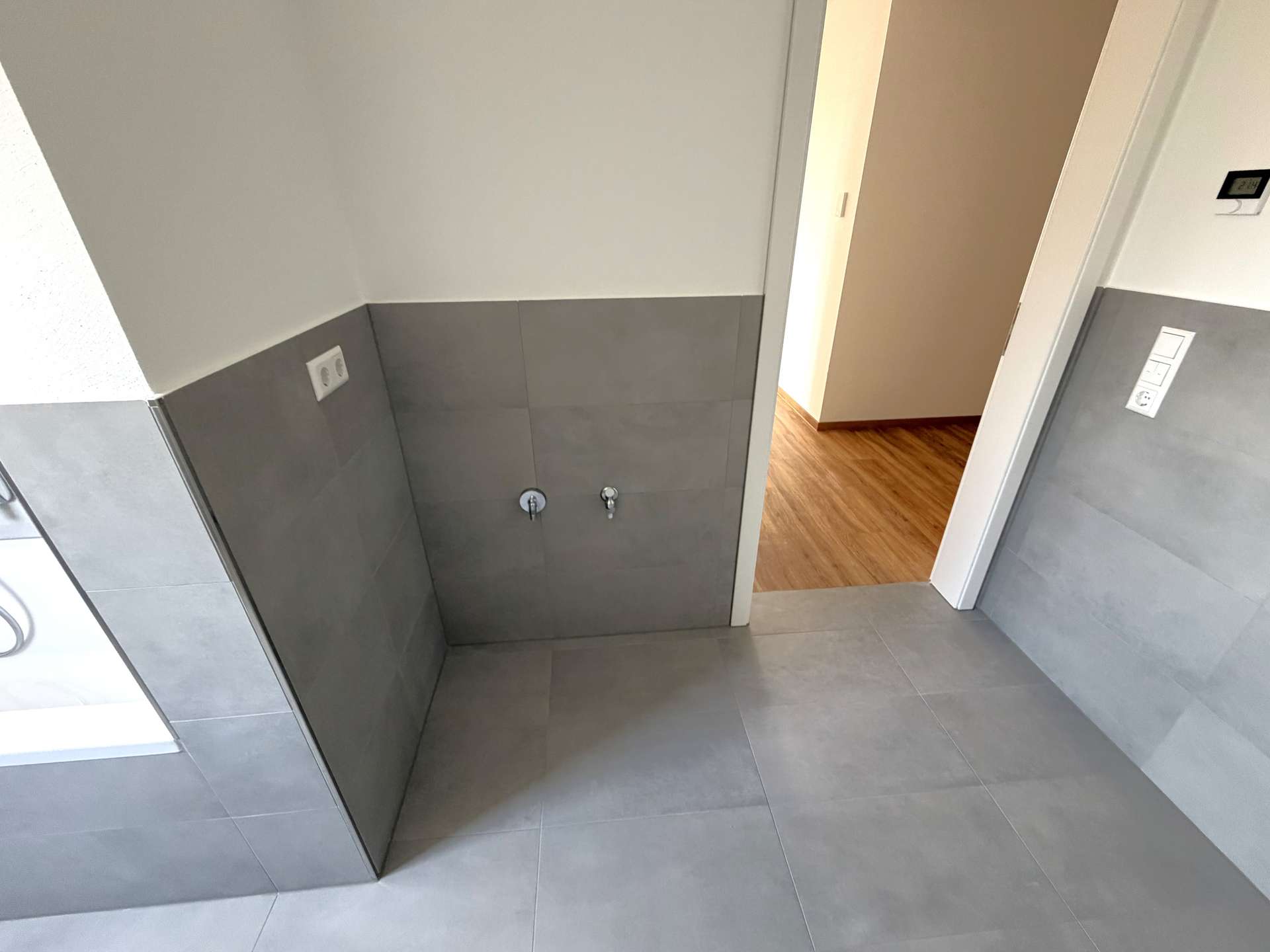 Platz für Waschmaschine und Trockner