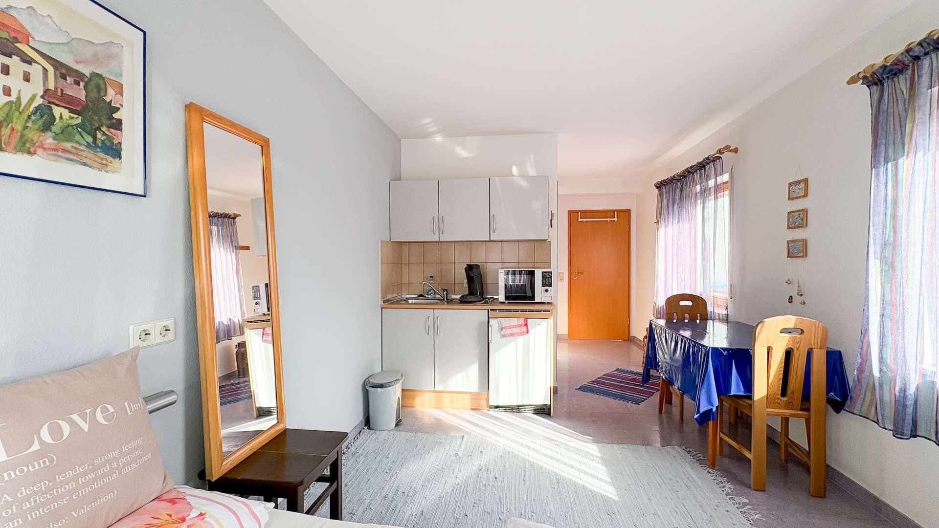 1- Zimmer Wohnung EG