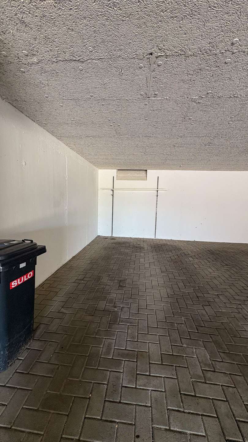 Tiefgaragenstellplatz