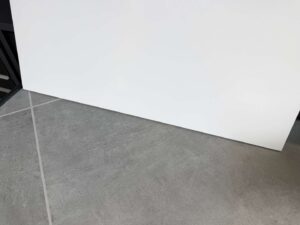 Bad Fließen (Wand und Boden)